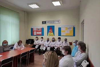 В центре внимания – работа врачей-терапевтов В центре внимания – работа врачей-терапевтов