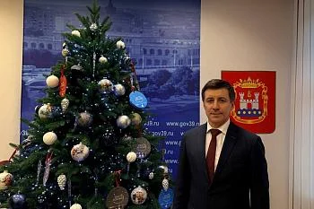 Поздравление с наступающим Новым годом и Рождеством от министра здравоохранения Калининградской области Сергея Дмитриева 