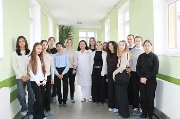  В ДОБ посвятили школьников в тонкости работы медицинской сестры  