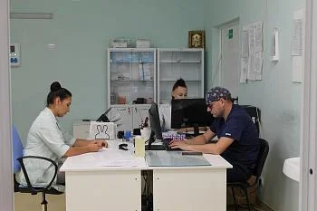 Как будут работать медучреждения региона с 31 декабря 2025 года по 11 января 2026 включительно