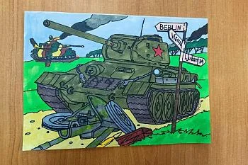 Дети продолжают рисовать Победу