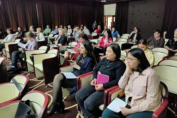 Более восьмидесяти медицинских специалистов обсудили достижения эндокринологии на профильной конференции Более восьмидесяти медицинских специалистов обсудили достижения эндокринологии на профильной конференции