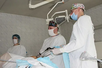 Врачи областной больницы совершили прорыв в лечении опухолей кишечника Врачи областной больницы совершили прорыв в лечении опухолей кишечника