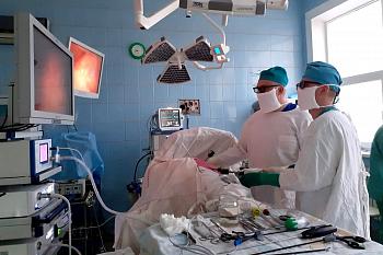 В областной больнице провели более тридцати операций с помощью 3D-технологий